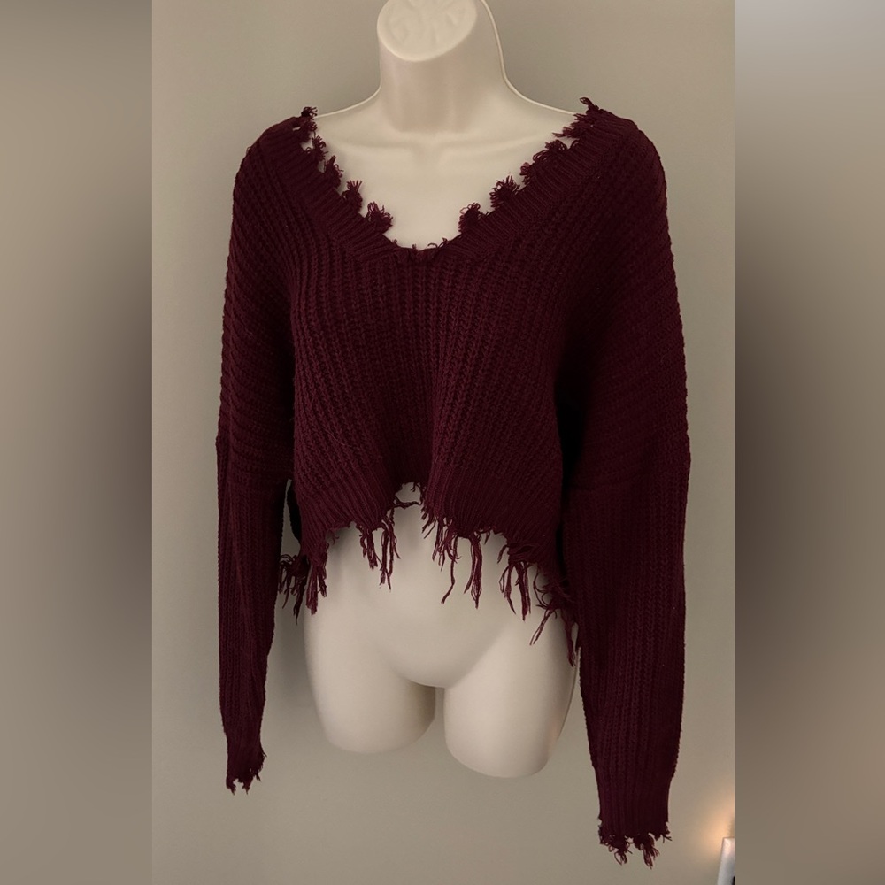 Zaful Deep Red V-Neck Sweater with Frayed Edges